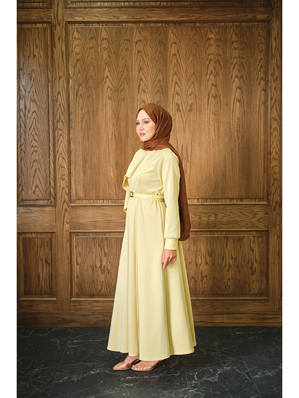 Kadın Omuzdan Şallı Scuba Elbise Sarı-3