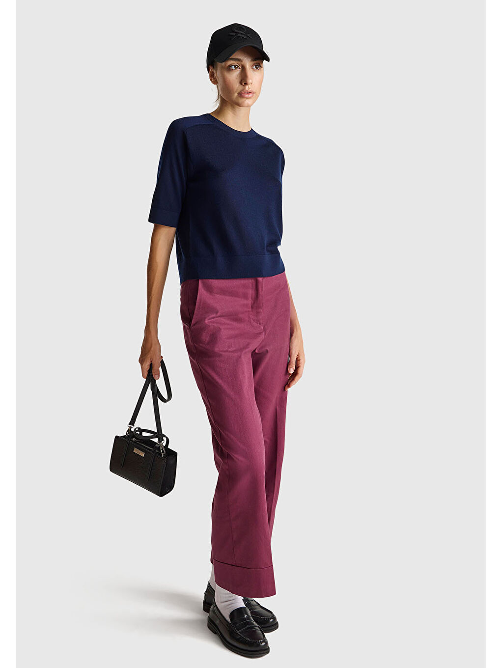 Kadın Lacivert %100 Yün Bisiklet Yaka Kısa Kollu Kazak-4