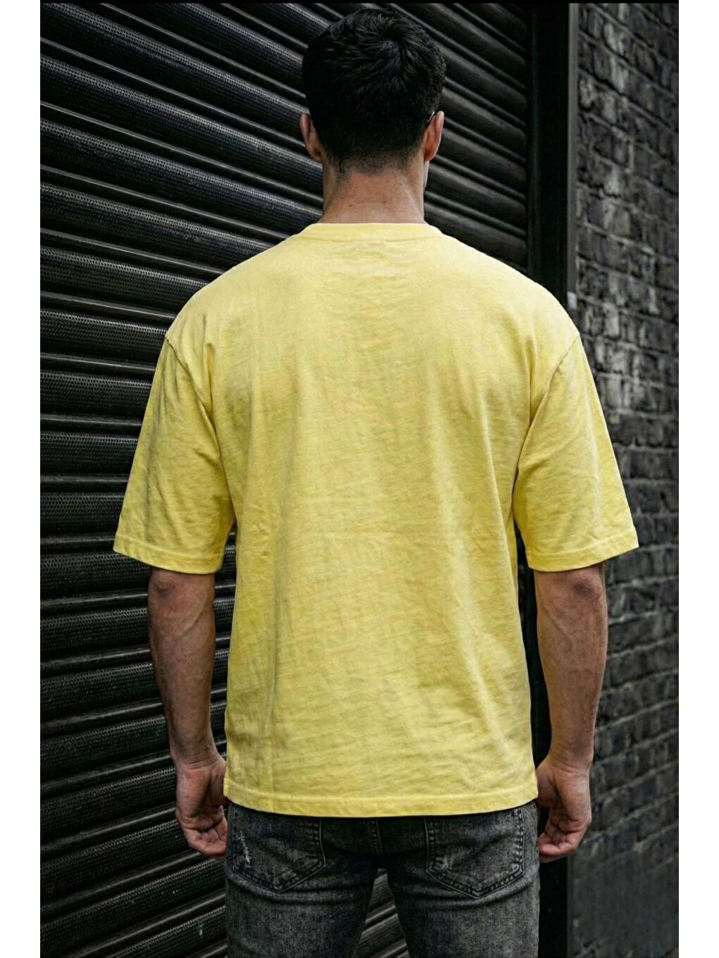 Sarı Benriy Erkek Oversize Basic Bisiklet Yaka Pamuklu T-Shirt Rahat Kesim Unisex Sevgili Kombini-4