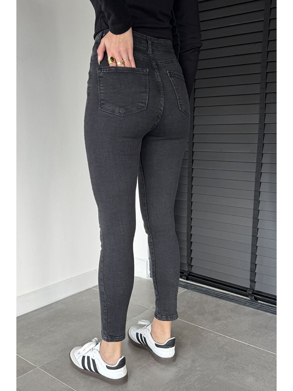 Gri Kadın Dar Paça Yüksek Bel Jeans Pantolon-2