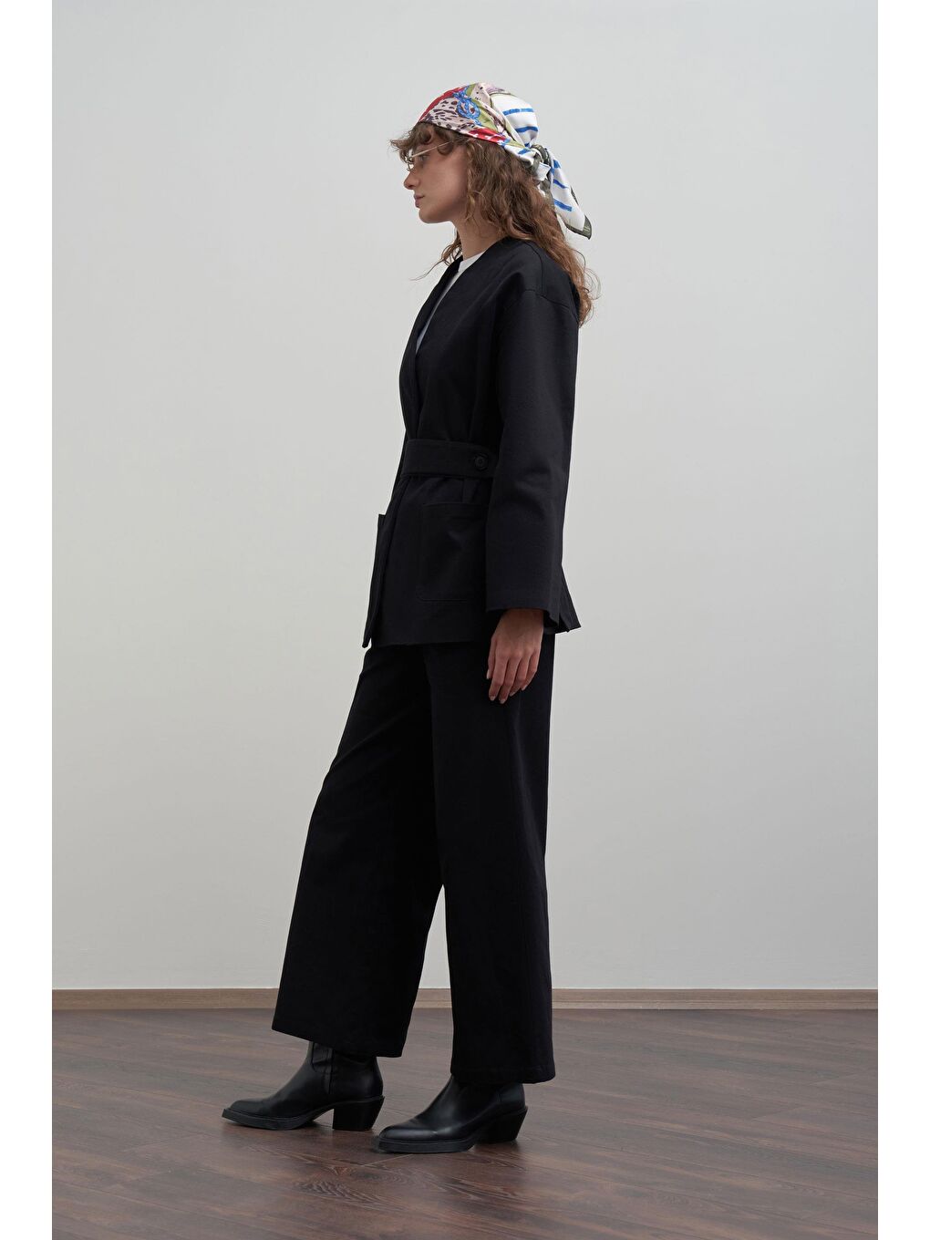 Siyah-Kemerli Bol Paça Pantolon-1