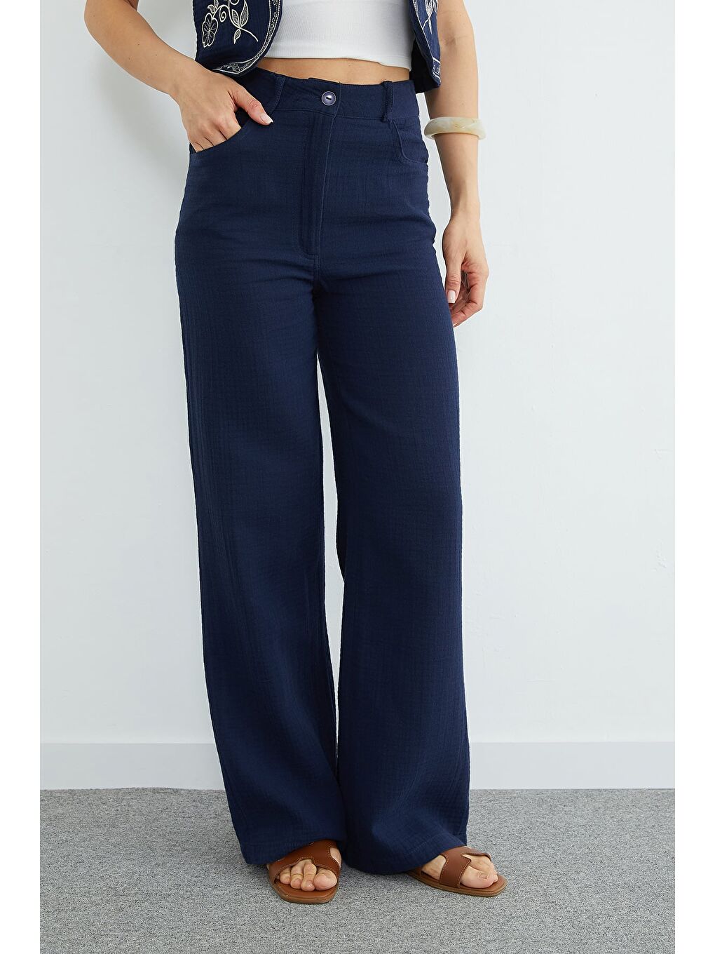 Lacivert Yüksek Bel Fermuarlı Müslin Kumaş Pantolon-1