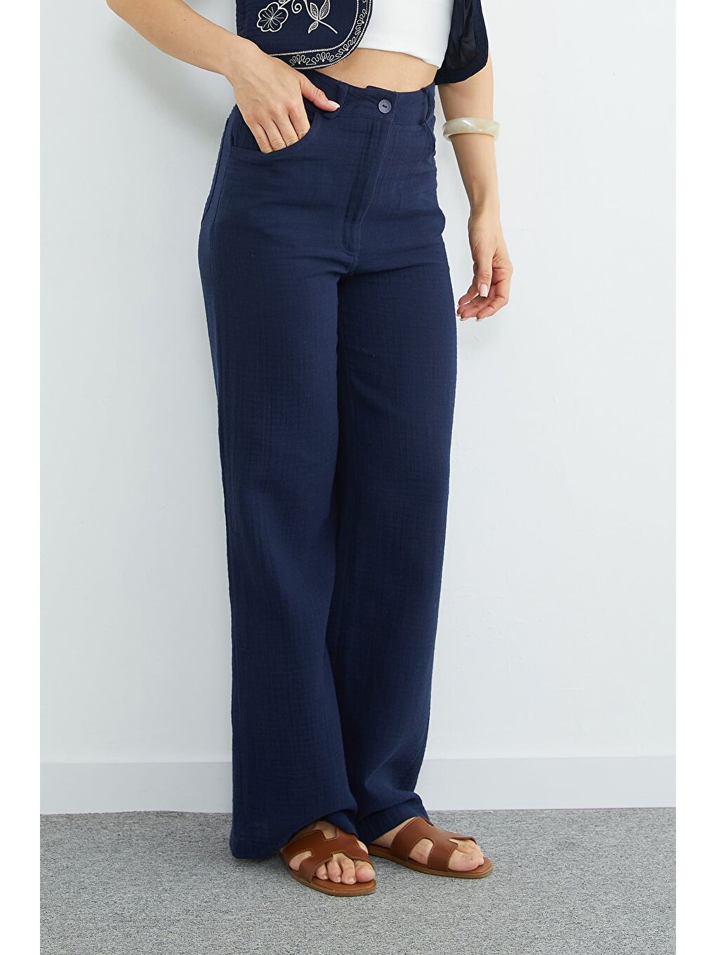 Lacivert Yüksek Bel Fermuarlı Müslin Kumaş Pantolon-3