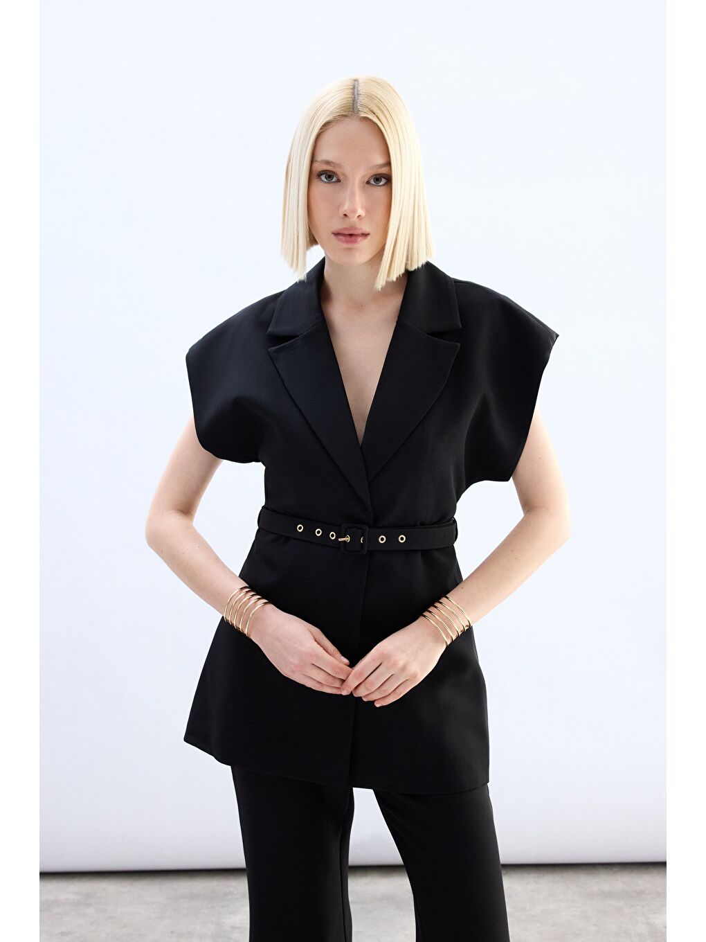 Kemerli Uzun Yelek - Siyah-2