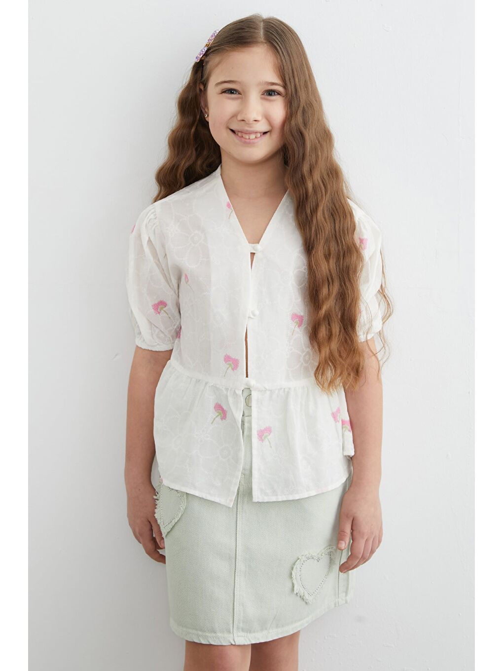 Pembe %100 Pamuk Çiçek Nakışlı Balon Kol Kız Çocuk Gömlek-4