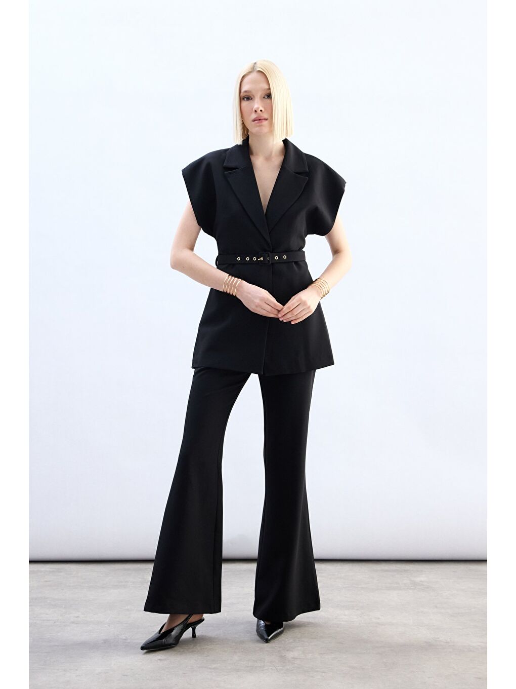 Kemerli Uzun Yelek - Siyah-6