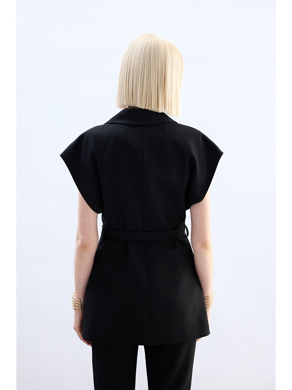 Kemerli Uzun Yelek - Siyah-7