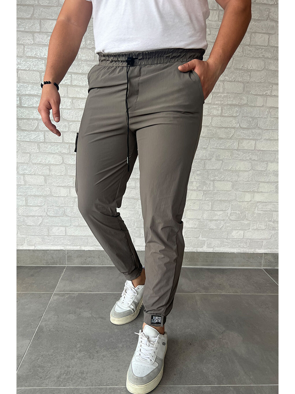 Mishar İtalia Bej Paraşüt Paça Cırtlı Slim Fit Jogger Pantolon - 1