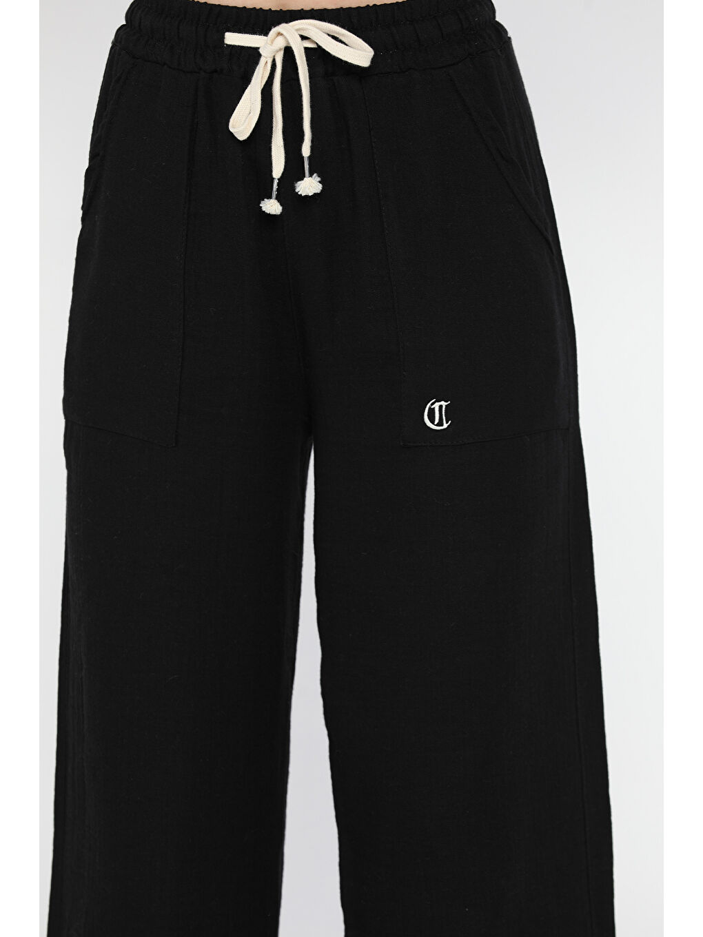 Siyah Bel Bağlamalı Kadın Bol Paça Pantolon-3