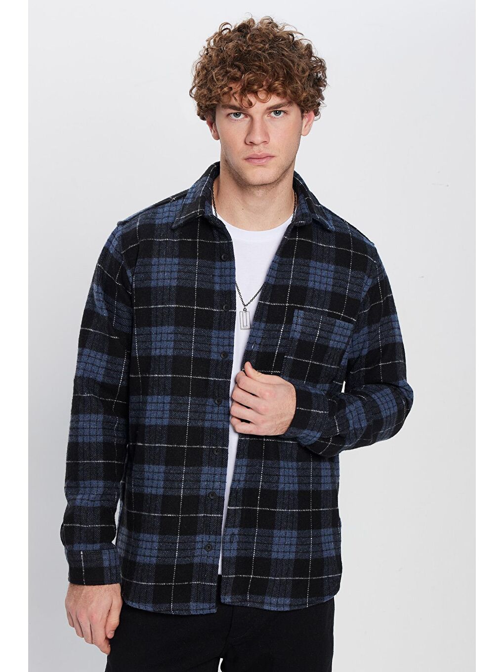 Karışık Erkek Regular Fit Klasik Kesim Oduncu Düğmeli Yaka Tek Cep Kareli Kışlık Gömlek-1