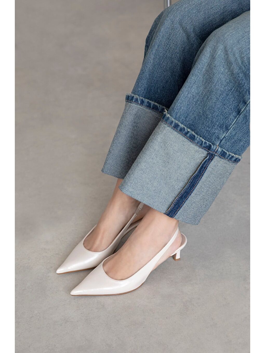 Molly Kadın Topuklu Kırışık Deri Ayakkabı Bej-1