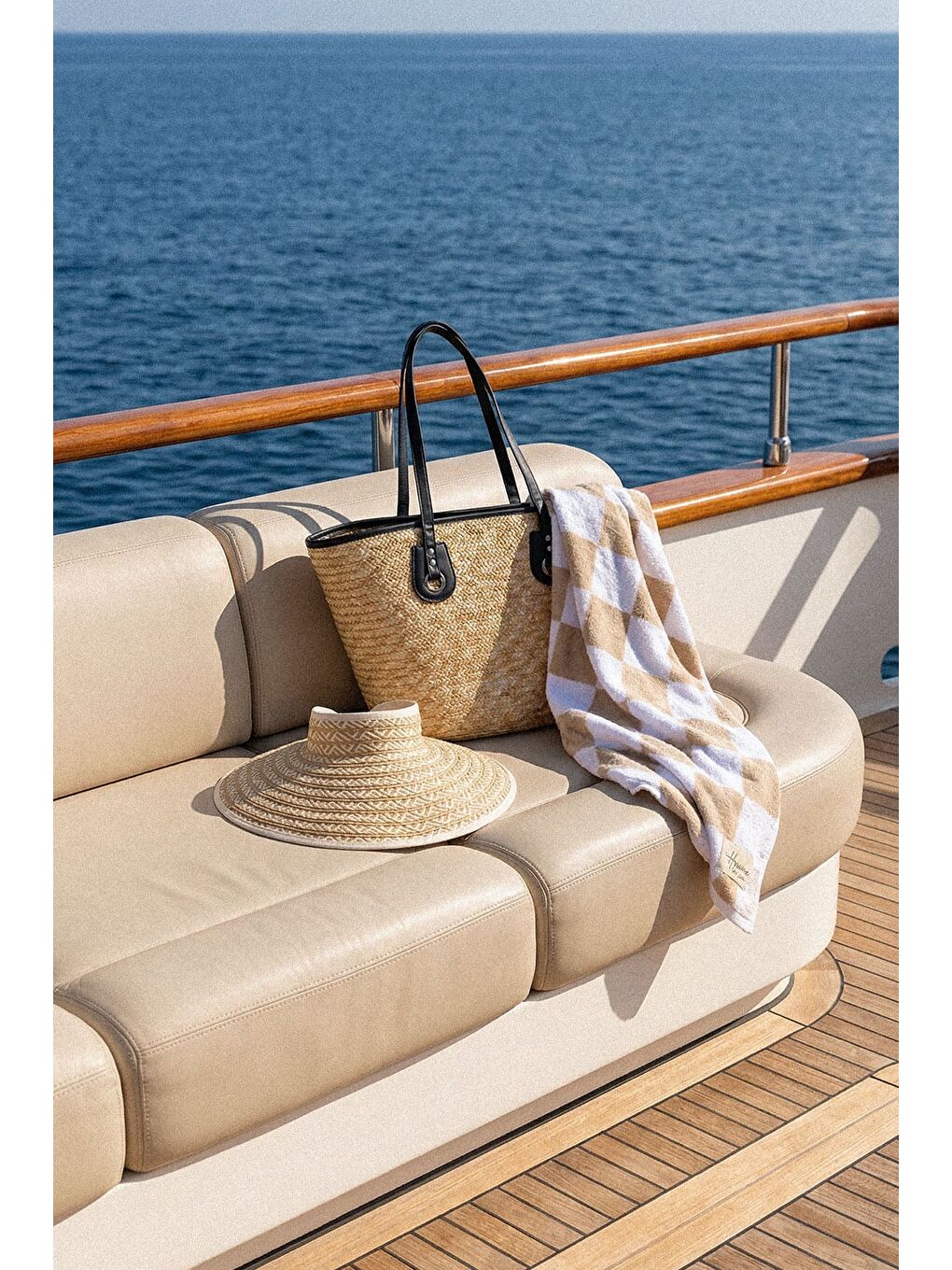 Deri Saplı Fermuarlı Siyah Bej Renk Hasır Plaj Çantası 3121-3