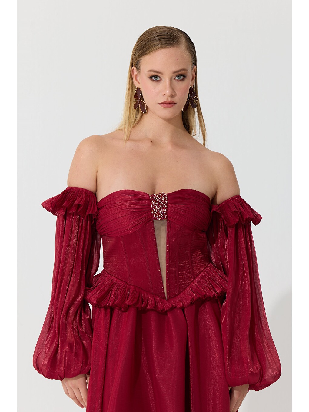 Bordo Straplez Taş Detaylı Organze Abiye Elbise-5