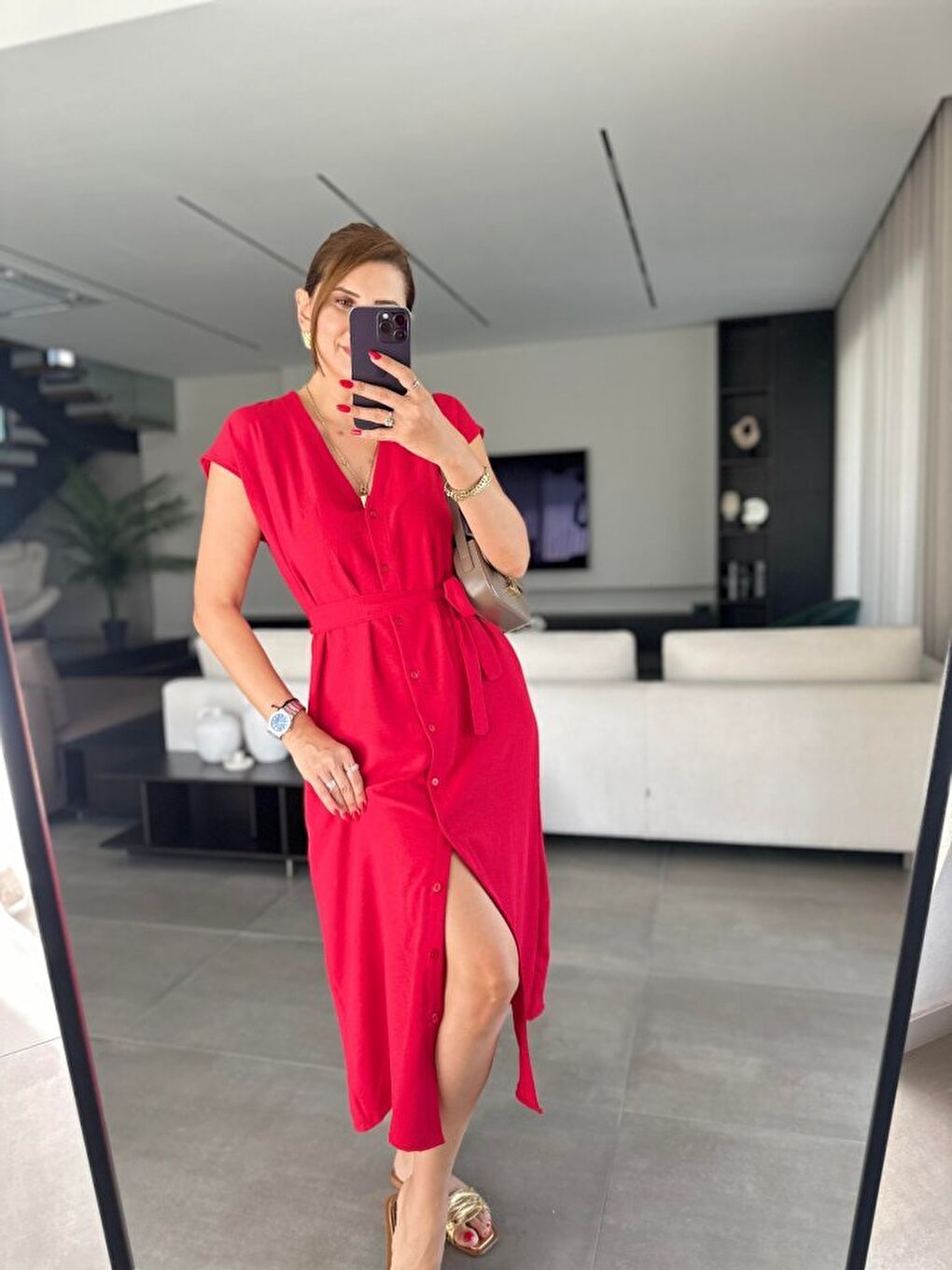 Kırmızı Kadınn V Yaka Düğme Detay Kuşak Dahil Elbise-3