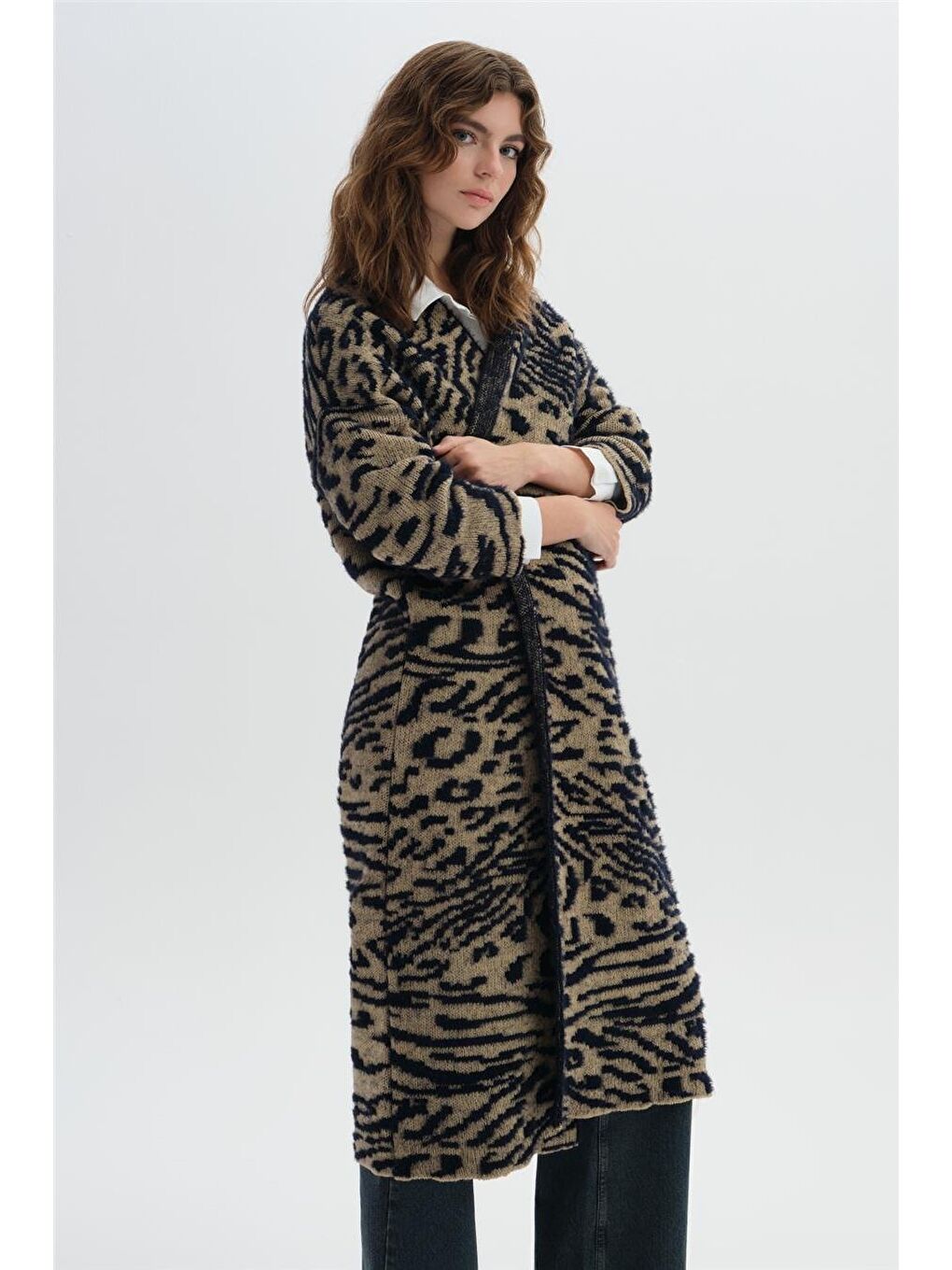 Sherin Koyu Bej Zebra Desenli Triko Uzun Hırka - 1