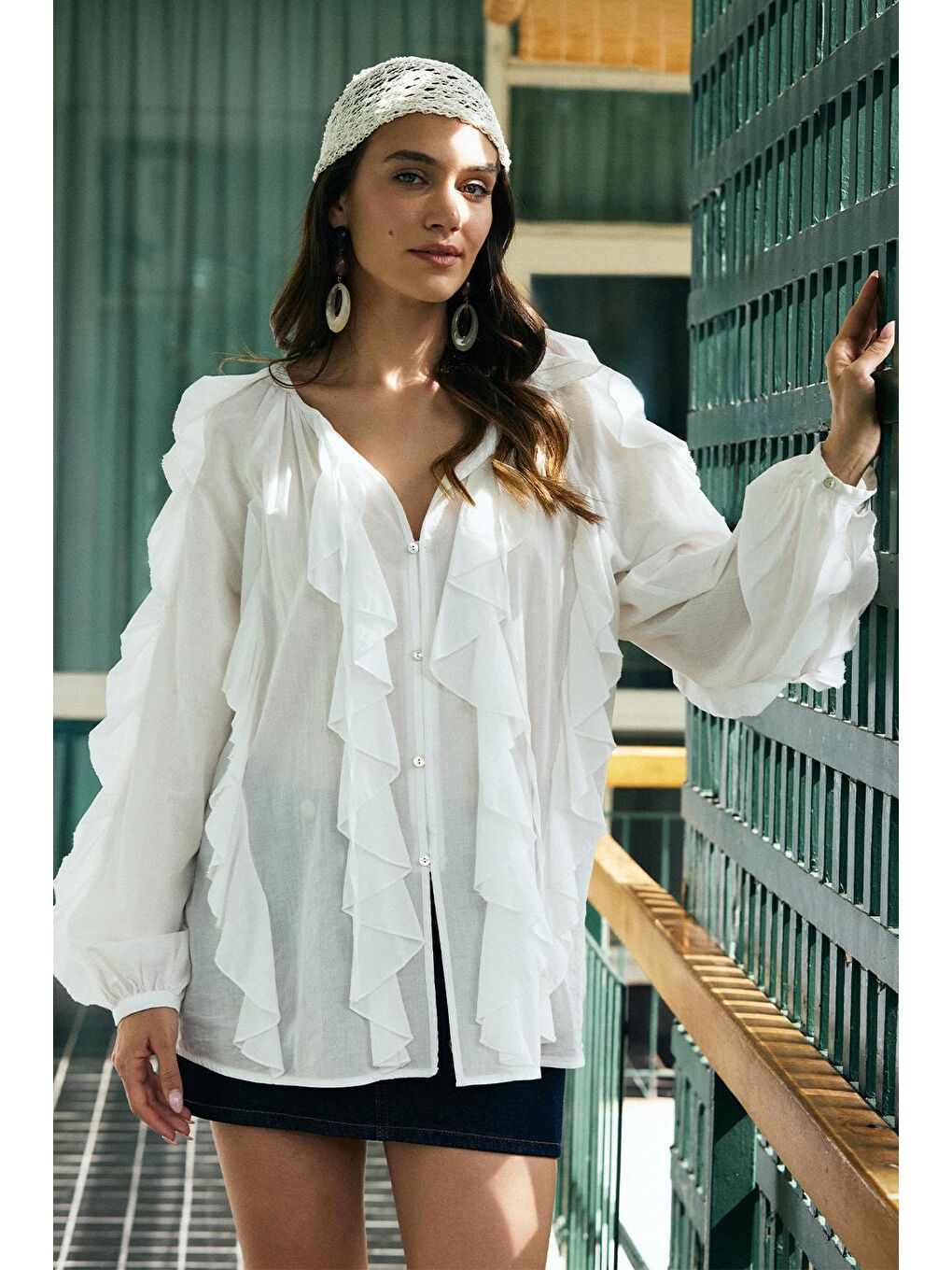 Rosa Fırfırlı Vual Gömlek Ekru-5