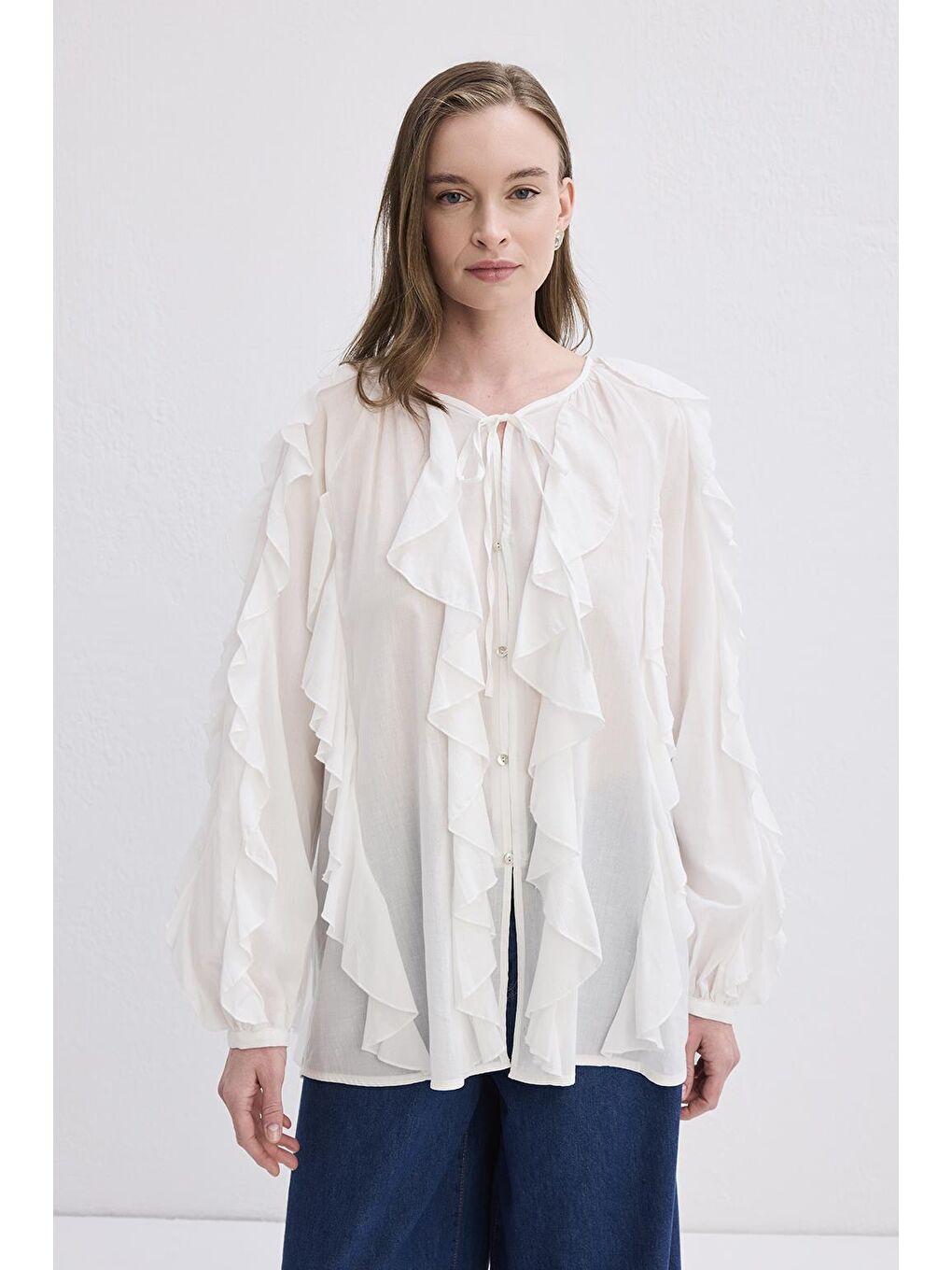Rosa Fırfırlı Vual Gömlek Ekru-9