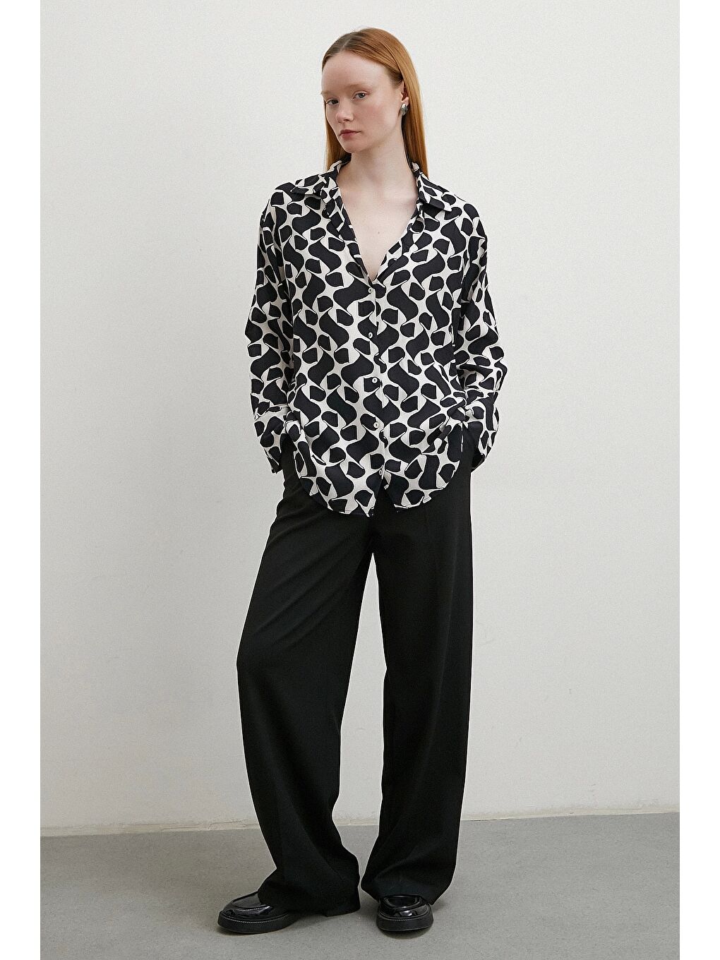 Kontrast Desenli Maroken Viskon Gömlek Siyah