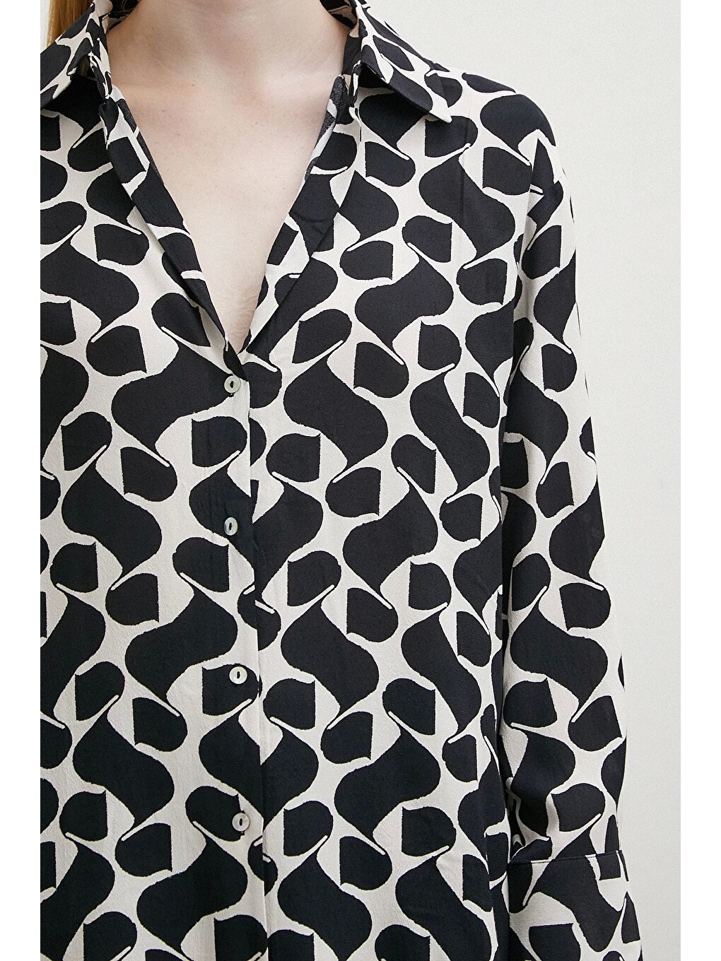 Kontrast Desenli Maroken Viskon Gömlek Siyah-1