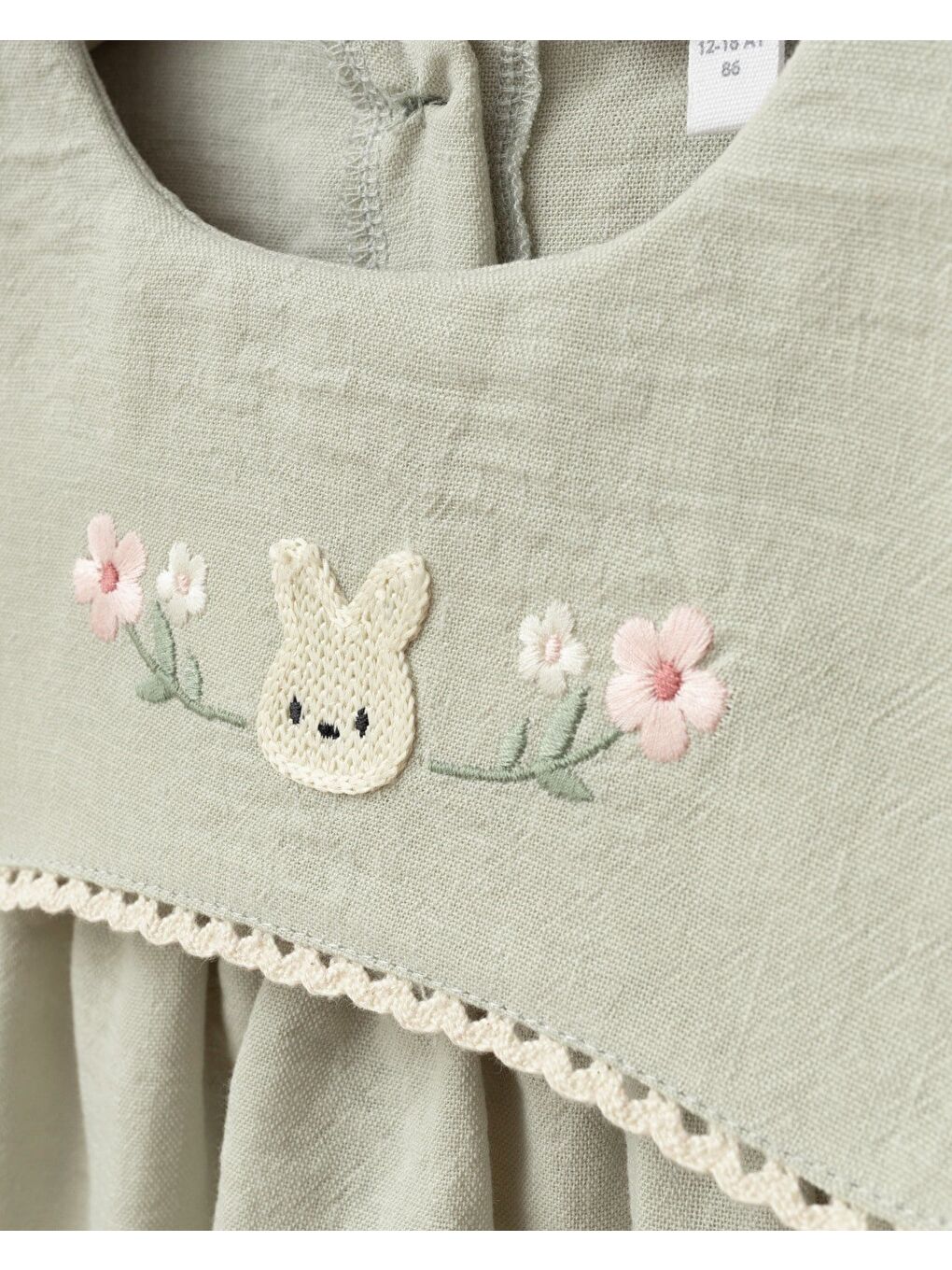 Kız Çocuk Pamuklu Yeşil Tavşan Nakışlı Cepli Elbise-4