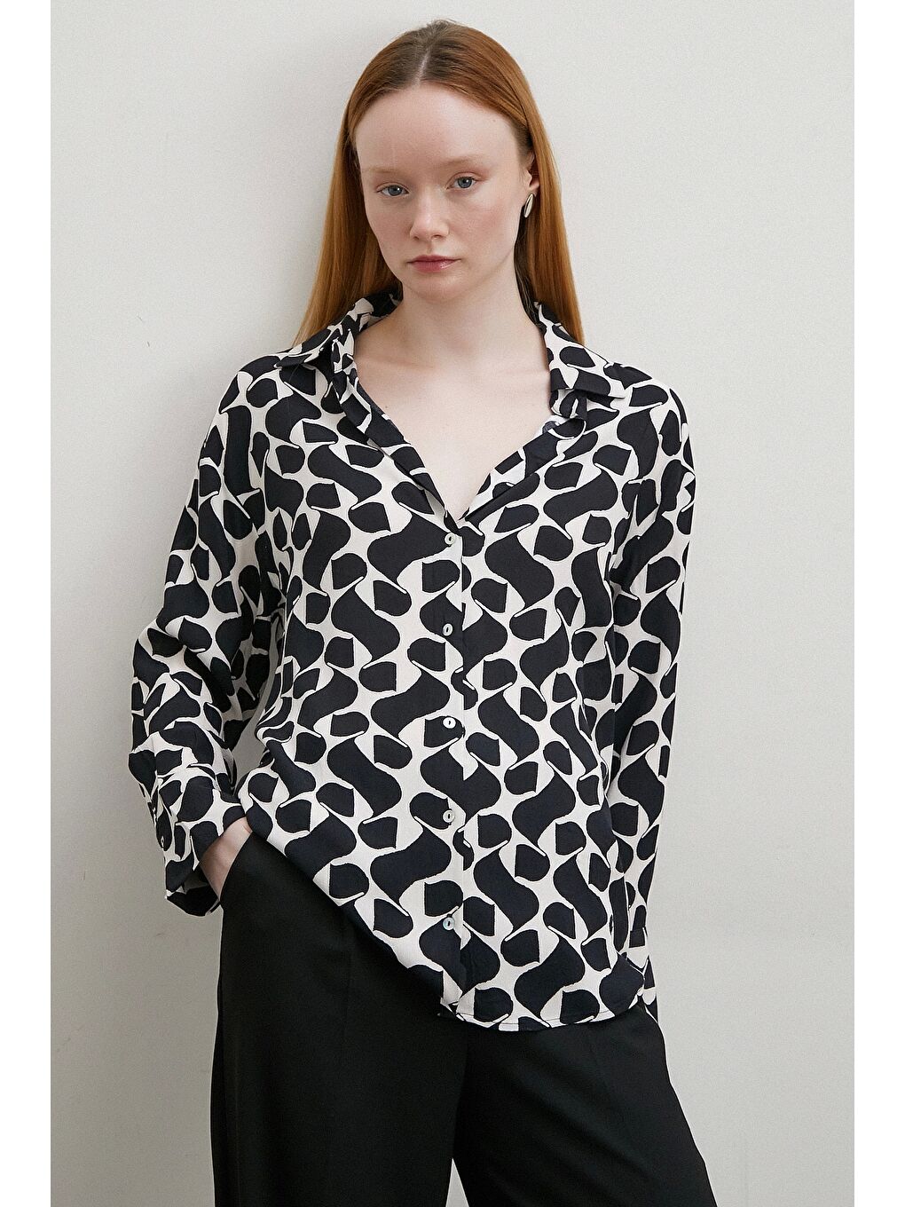 Kontrast Desenli Maroken Viskon Gömlek Siyah-5