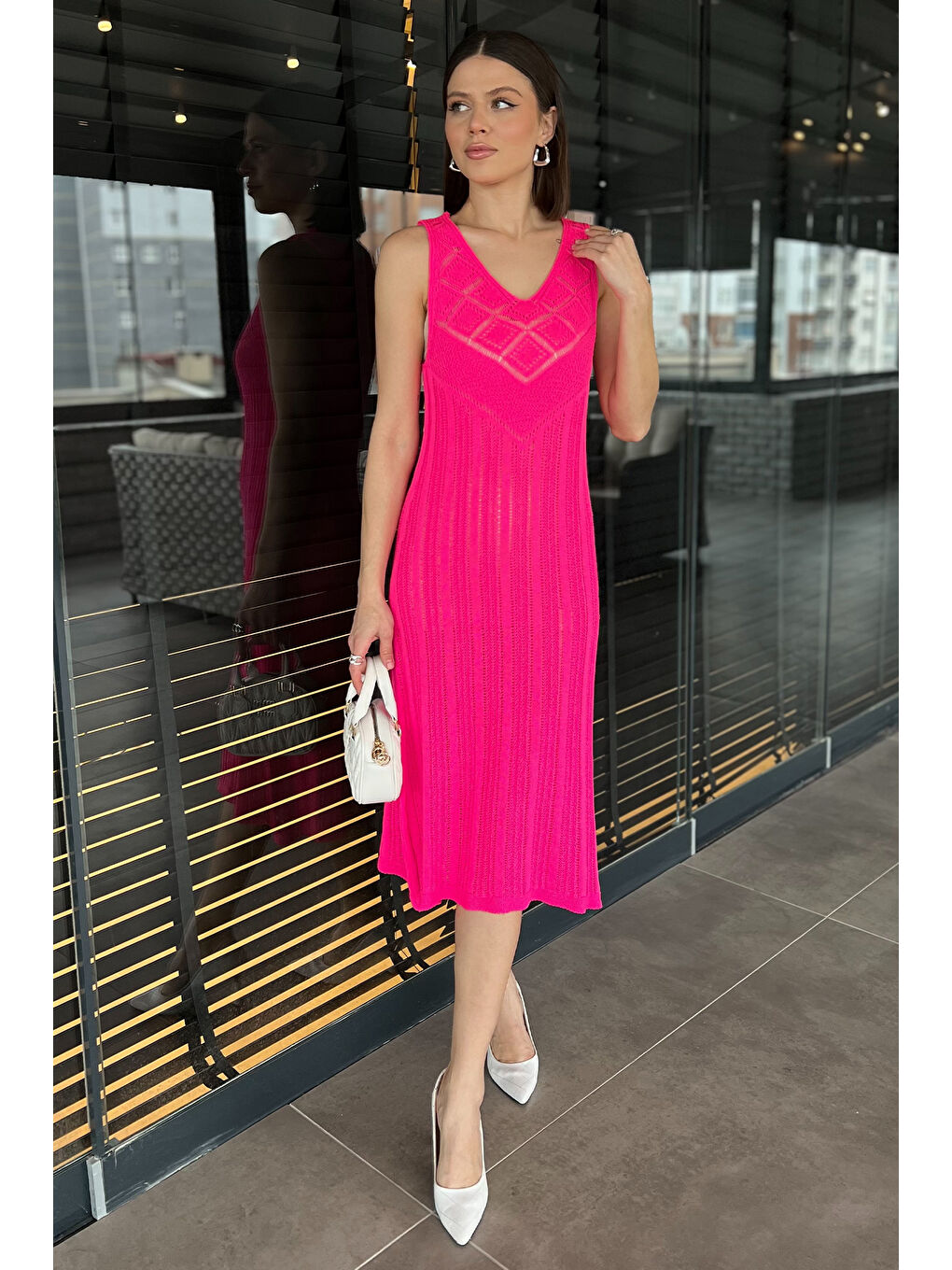 Fuşya Örme Detaylı V Yaka Kadın Triko Elbise( İçlikle Giyilmesi Önerilir)