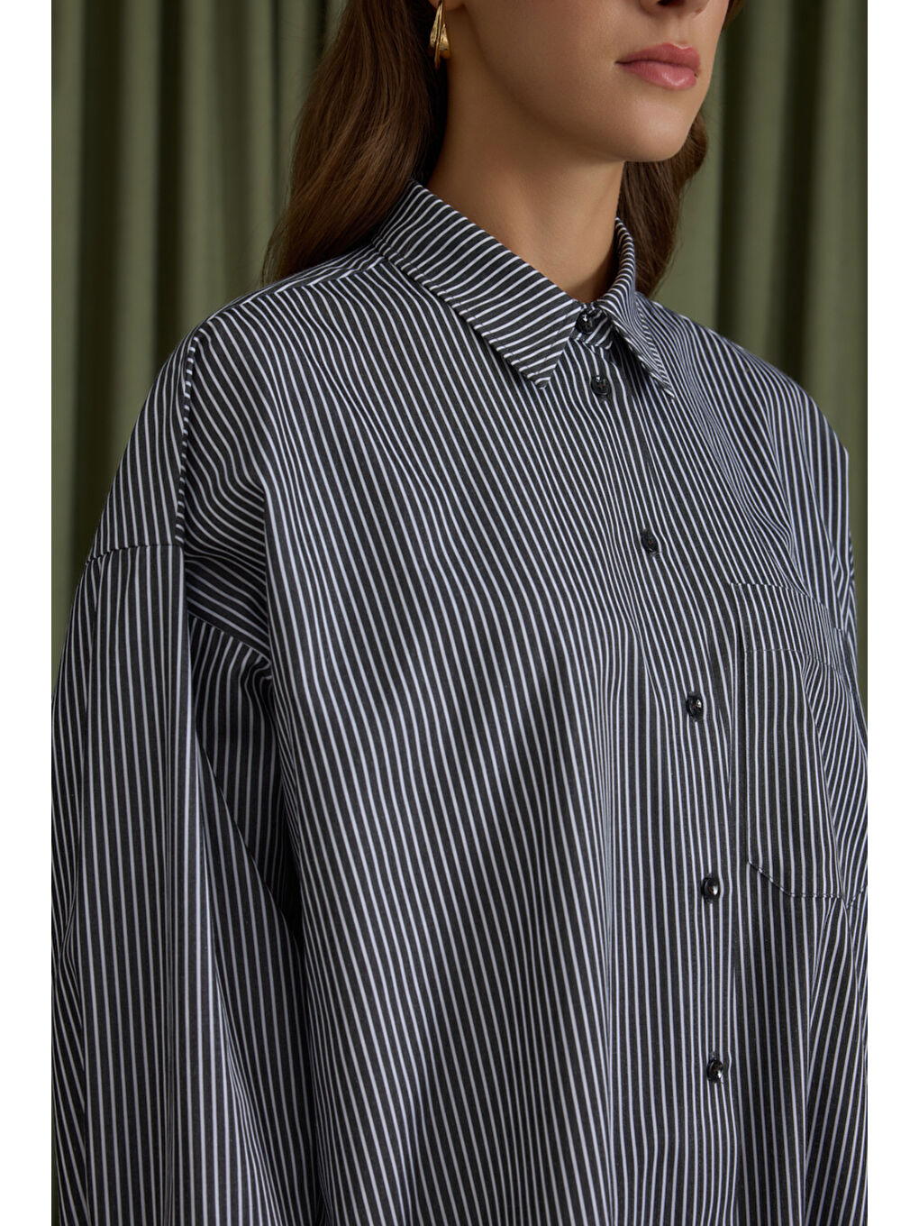 Siyah Çizgili Pamuk Gömlek-3