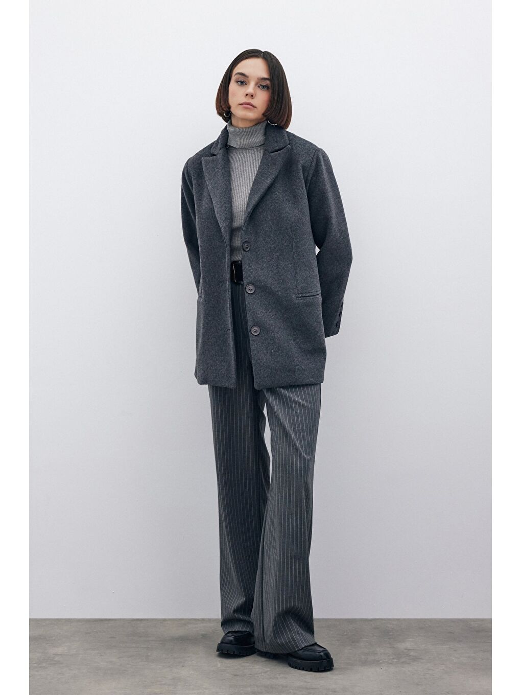 Düğmeli Kaşe Ceket - Siyah-1