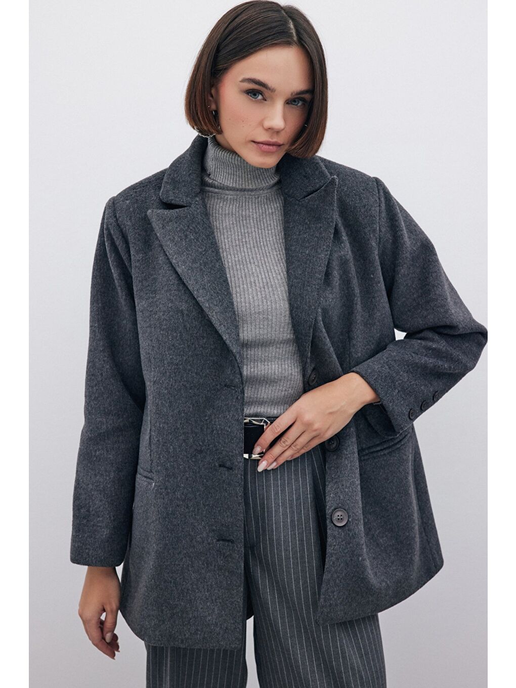 Düğmeli Kaşe Ceket - Siyah-3