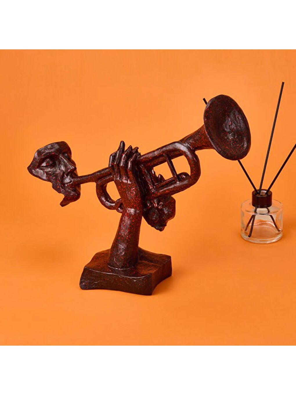 Deco Trompetista Dekor - Kırmızı / Siyah - 27x32 cm-1