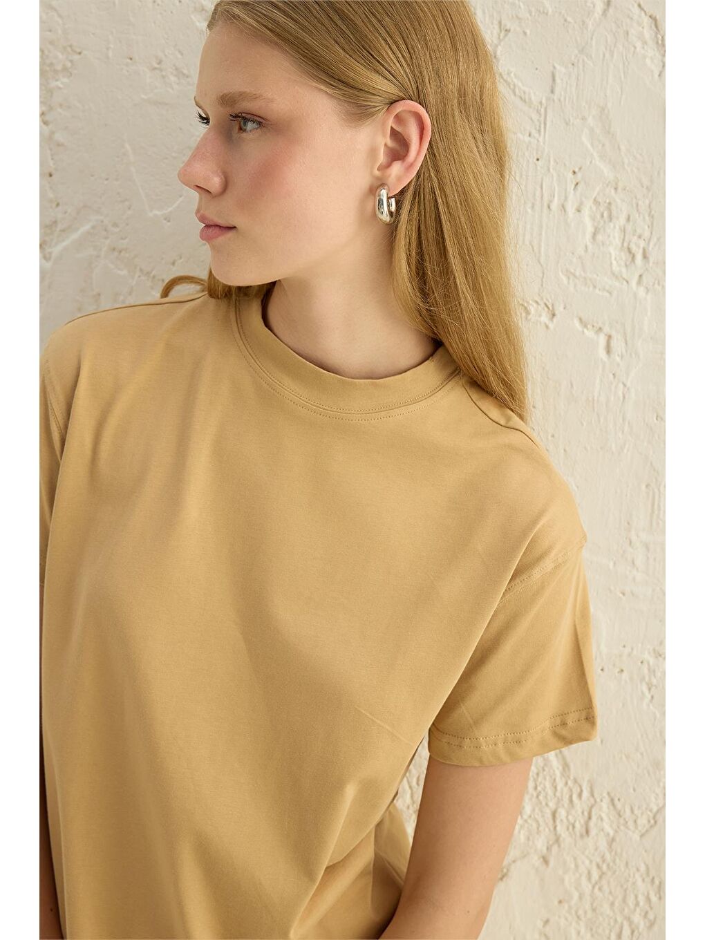 Kahverengi Kısa Kollu Basic T-Shirt Camel-2