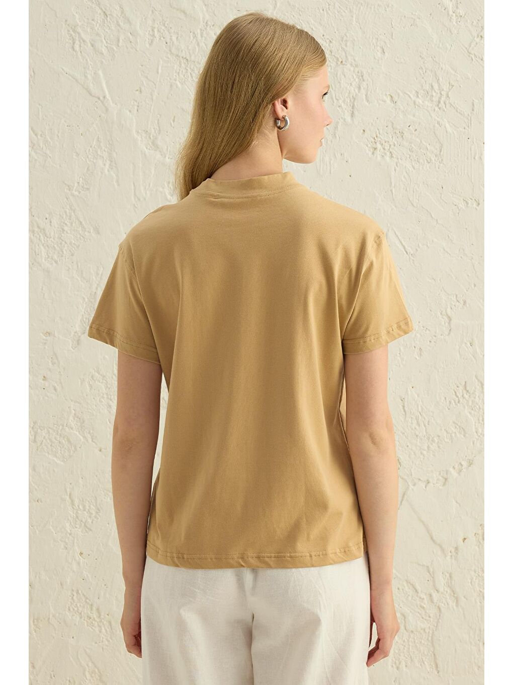 Kahverengi Kısa Kollu Basic T-Shirt Camel-3