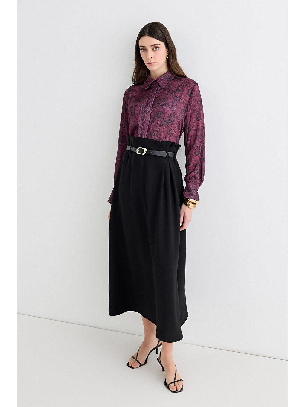 Kemerli Pili Detaylı Etek Siyah-3