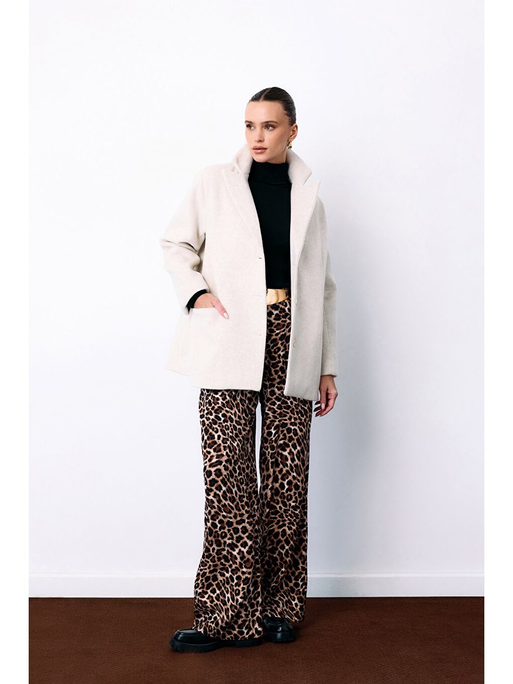 Düğmeli Kaşe Ceket - Ekru