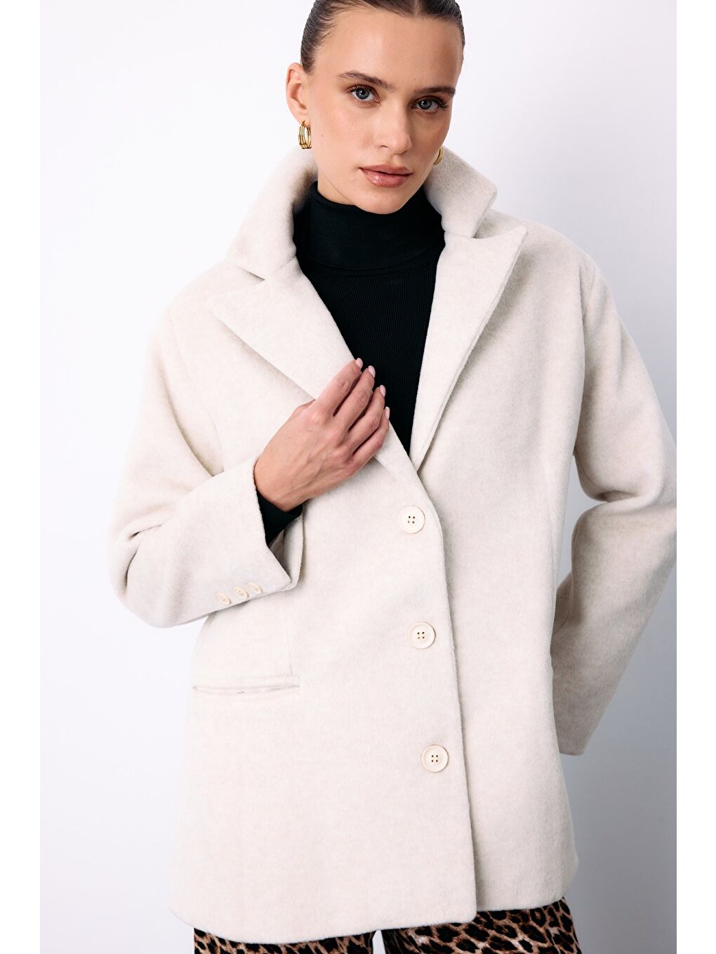 Düğmeli Kaşe Ceket - Ekru-2