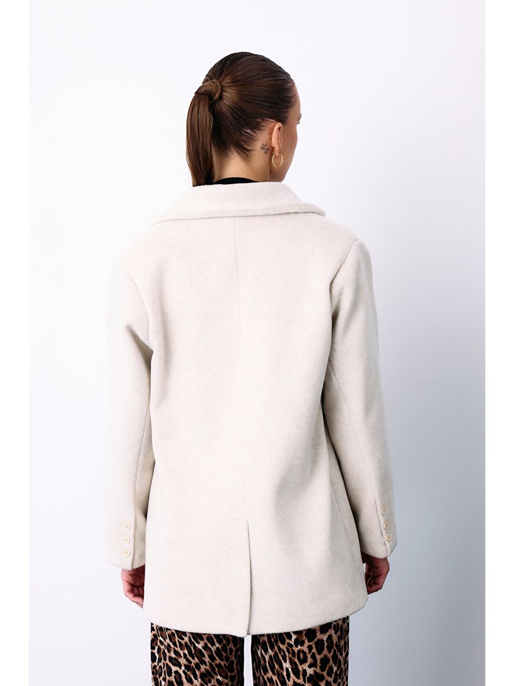 Düğmeli Kaşe Ceket - Ekru-7