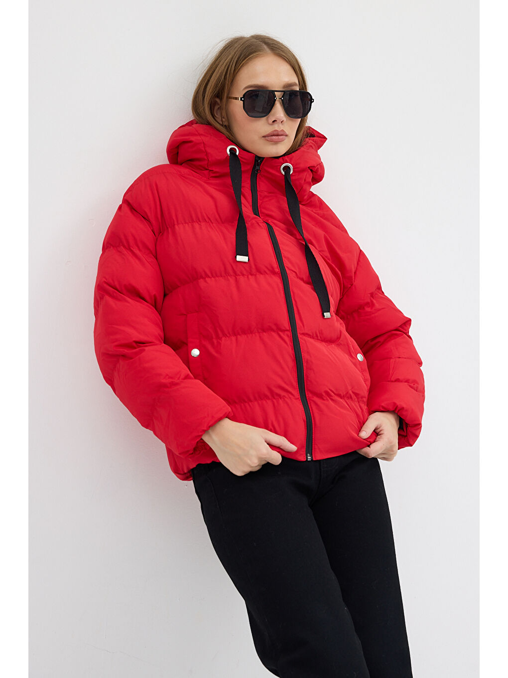 Kadın Kırmızı Çift Cepli Fermuarlı Su İtici Kumaş Normal Kesim Dolumlu Şişme Mont-3