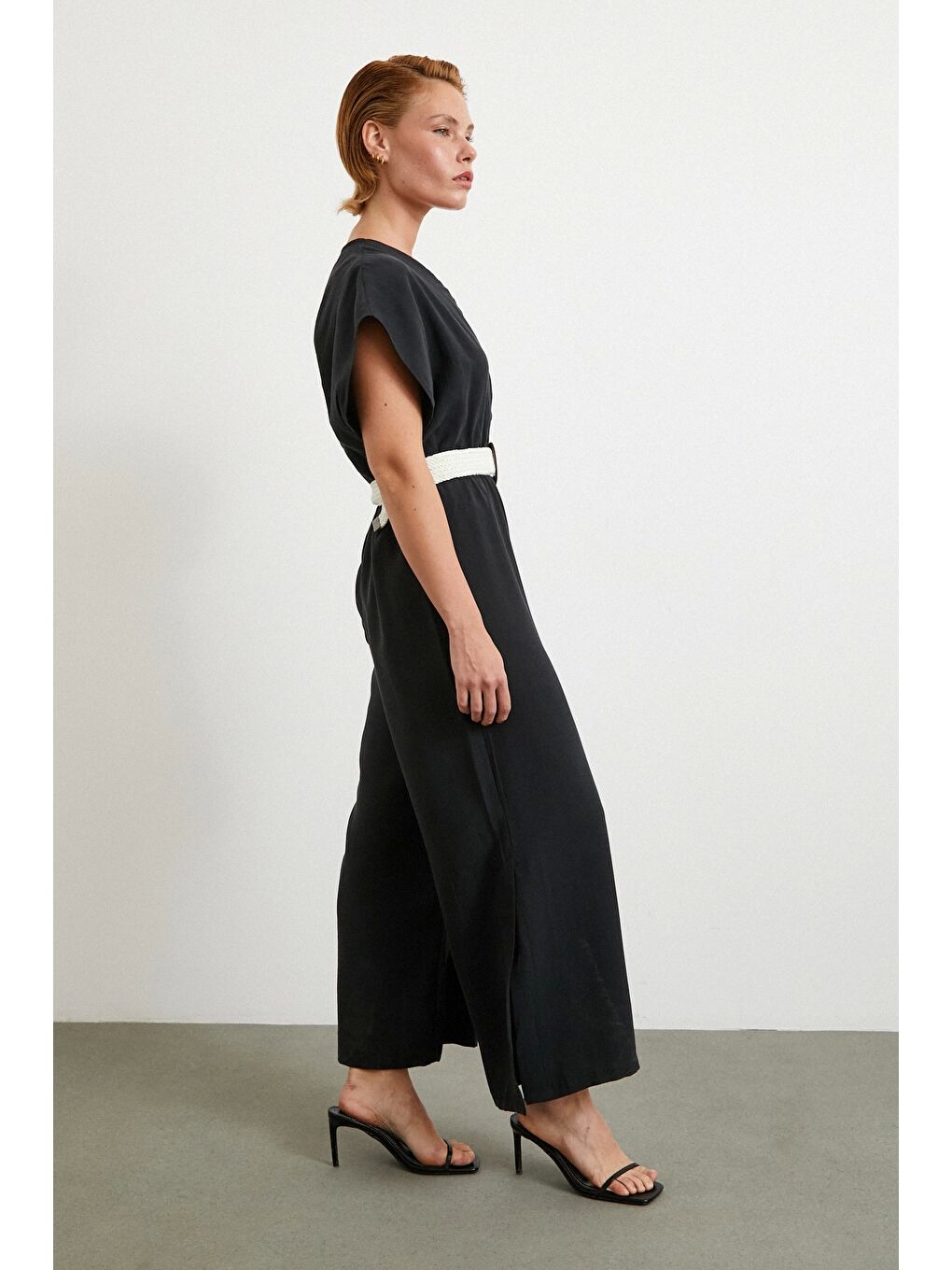 Kemer Detaylı Yarasa Kol Tulum Siyah-3