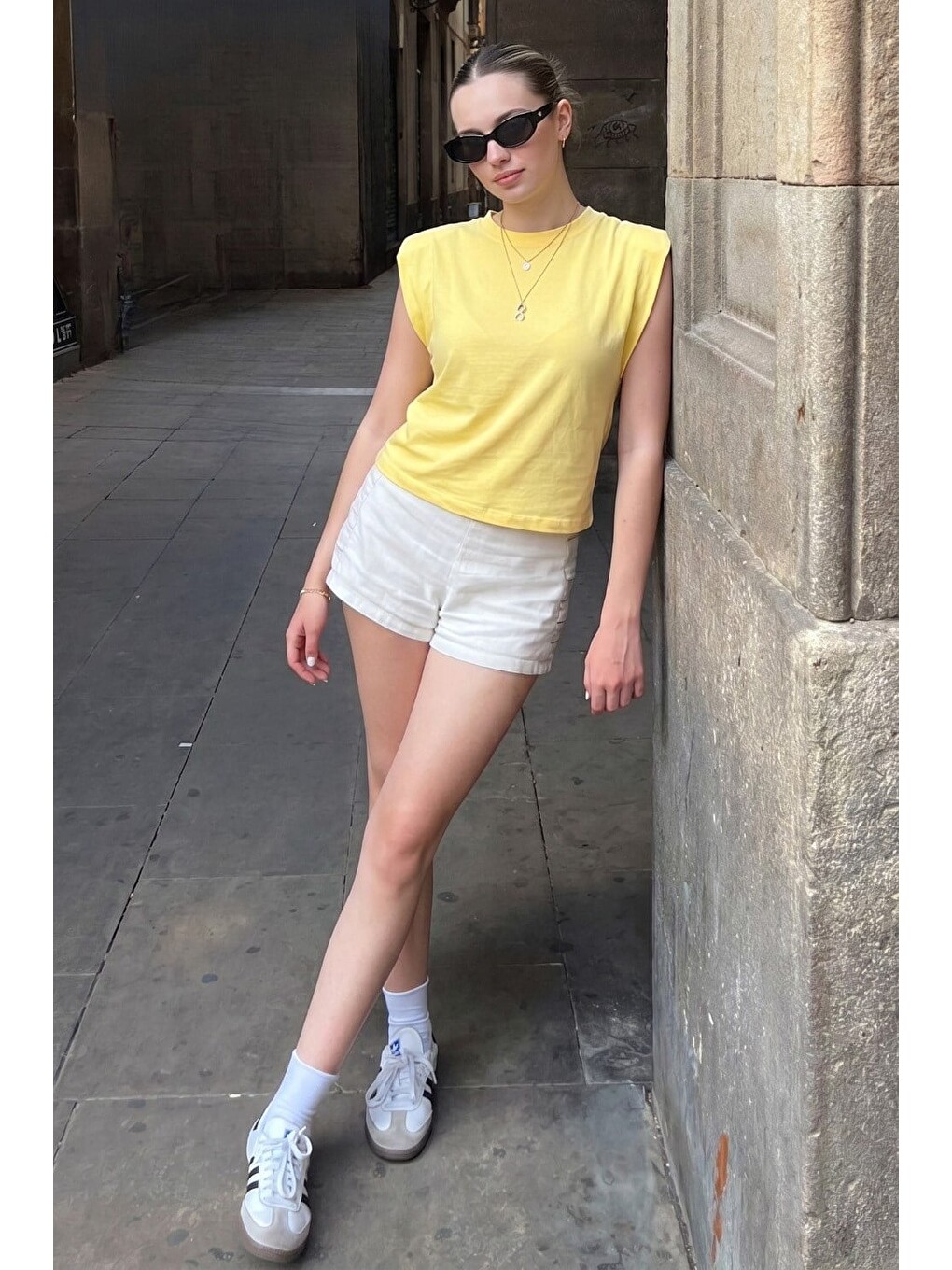 Sarı Vatkalı Basic Tişört Mg2809
