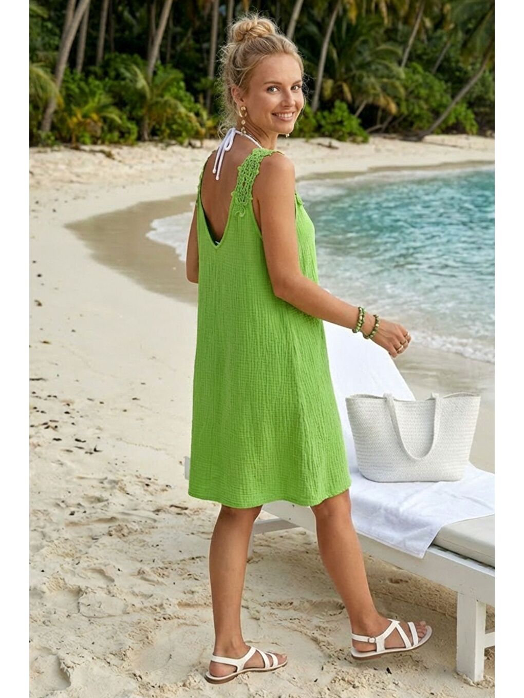 Fıstık Yeşili Havuz Yaka Kolsuz Dantelli Omuz Casual Müslin Dokuma Elbise 95 63-4