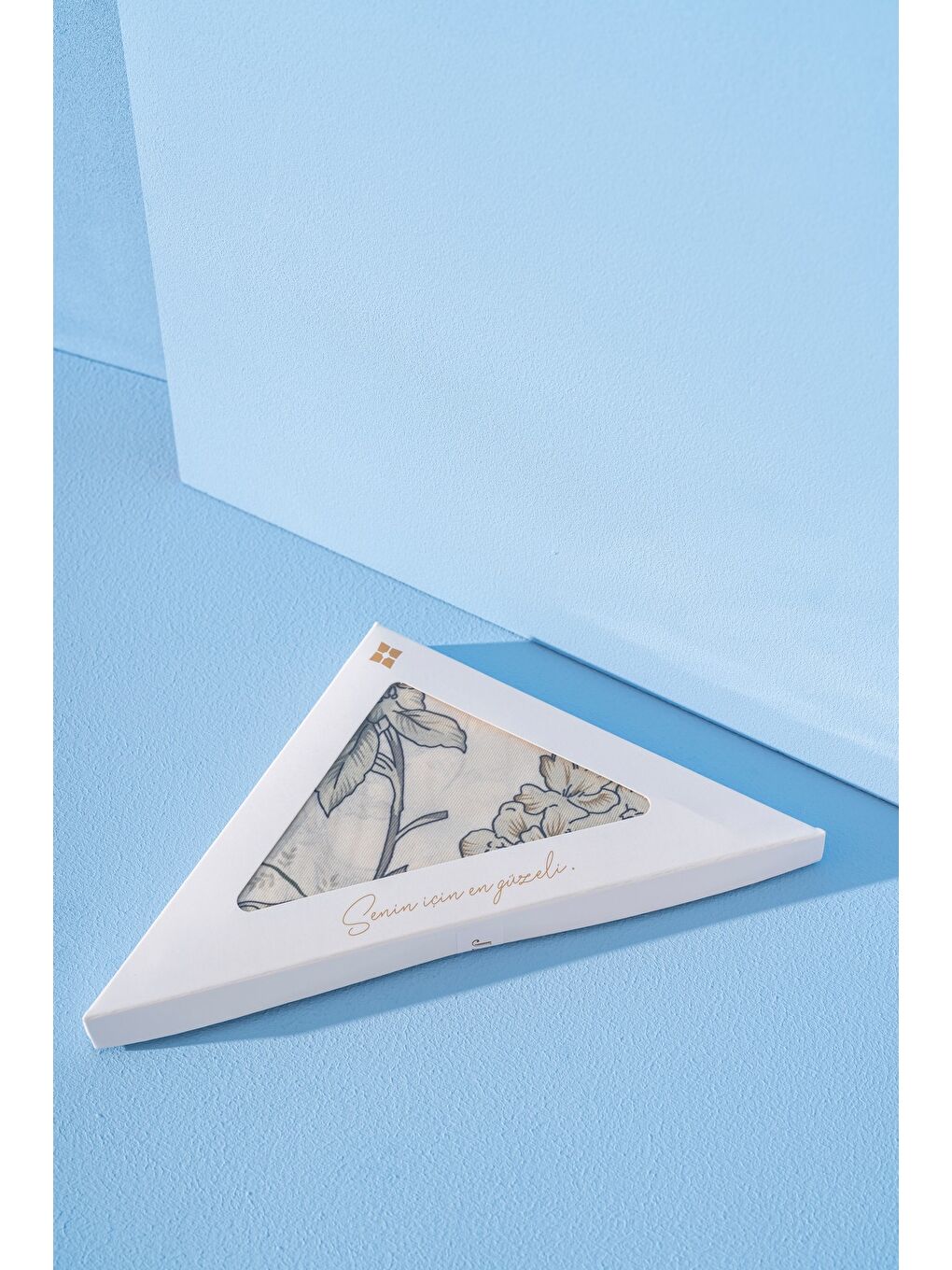 Yeşil Kadın Spring Soft Limira Eşarp-2