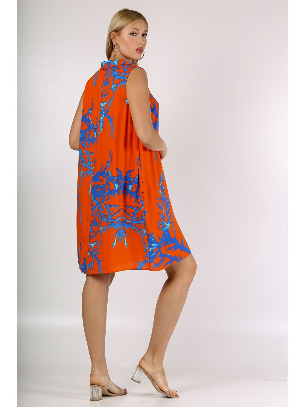 İtalyan Turuncu Gömlek Yaka Kolsuz Desenli Düğmeli Cepli Dokuma Elbise-1