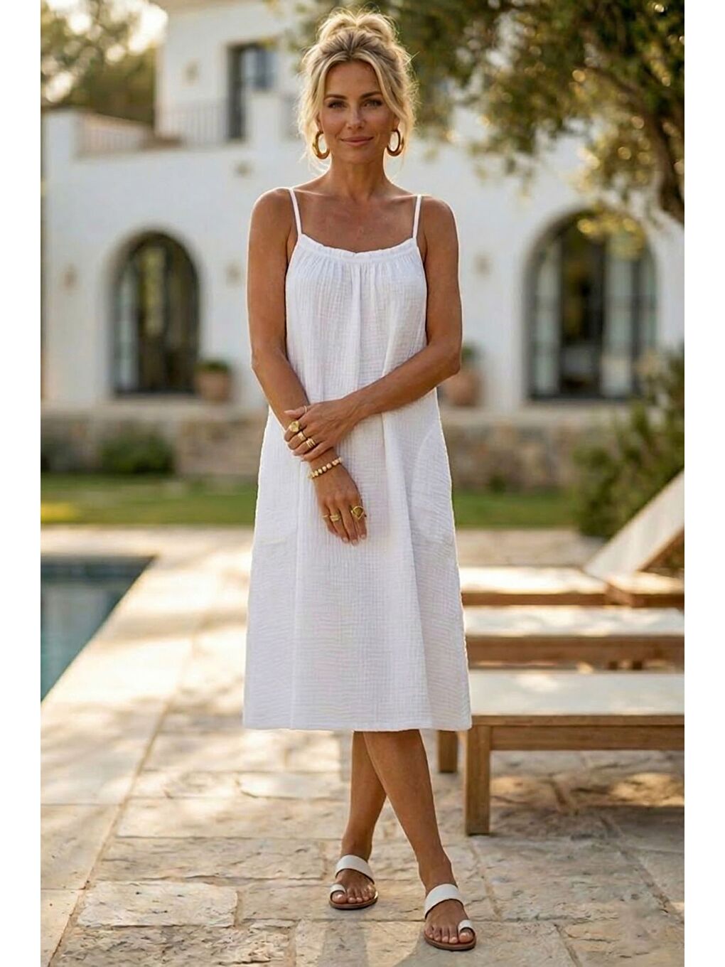Beyaz Askılı Gizli Cepli Ayarlanabilir Askılı Casual Müslin Dokuma Elbise 105 55-2