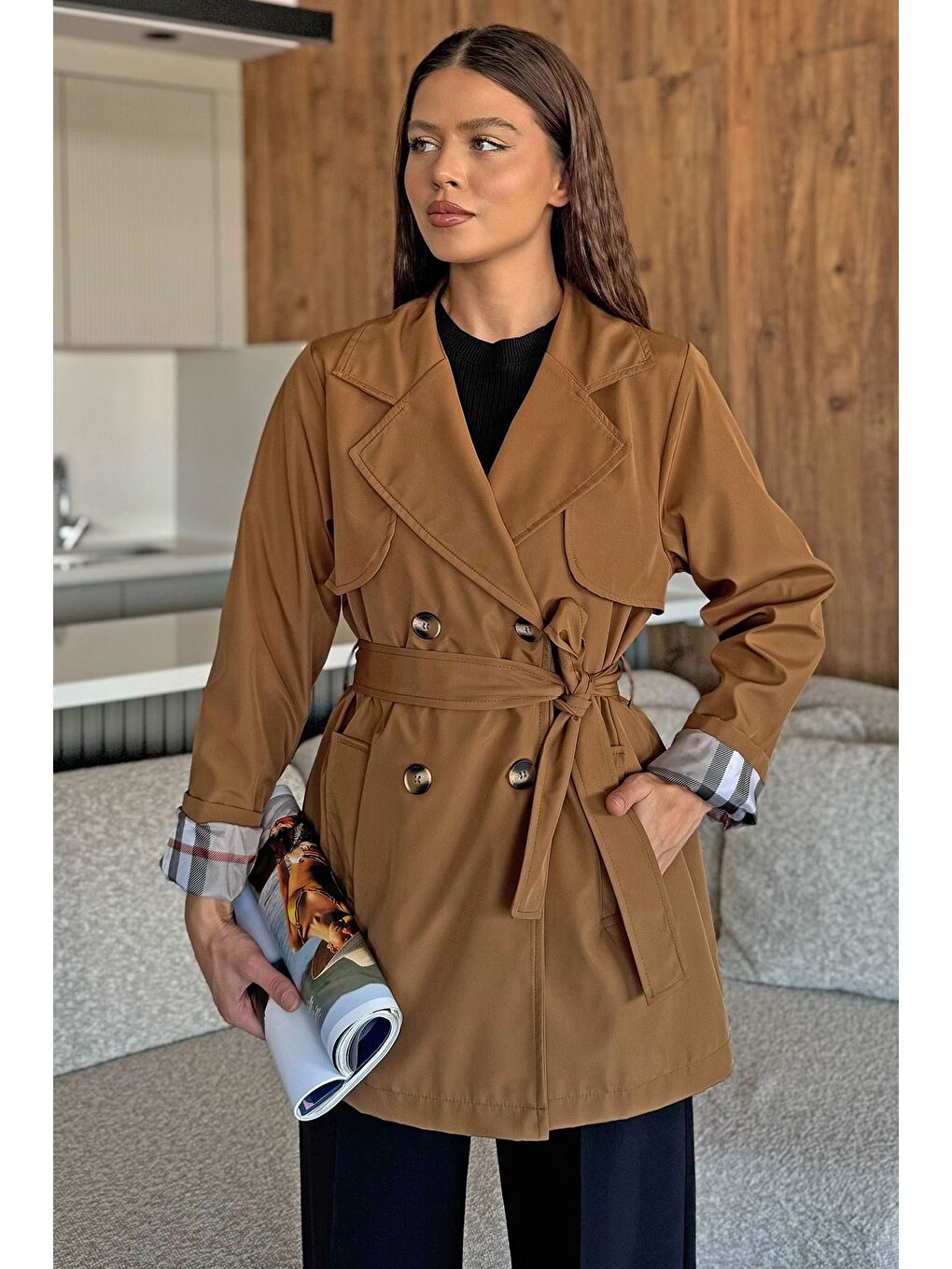 Kahverengi Kadın Ön Düğmeli Bel Kuşaklı Trençkot-1
