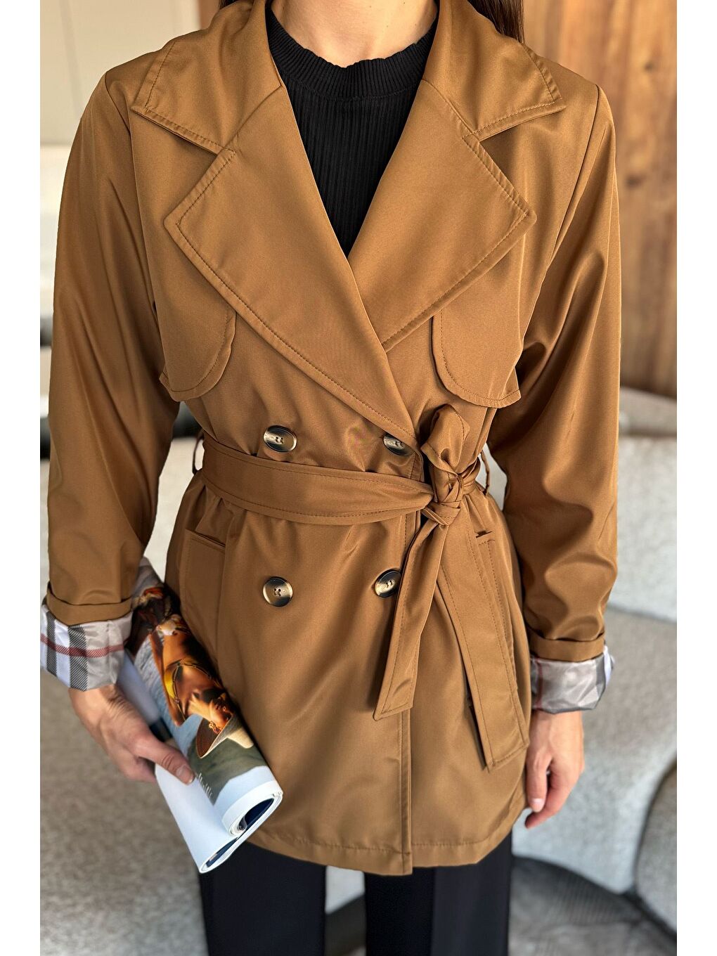 Kahverengi Kadın Ön Düğmeli Bel Kuşaklı Trençkot-2