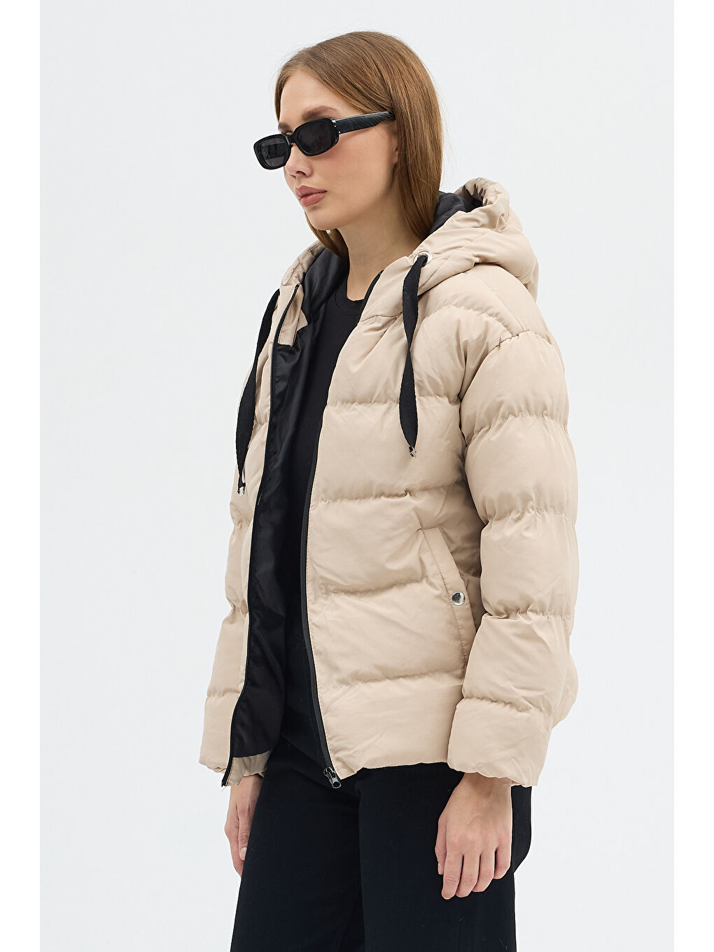 Ekru Kadın Krem Çift Cepli Fermuarlı Su İtici Kumaş Normal Kesim Dolumlu Şişme Mont-1