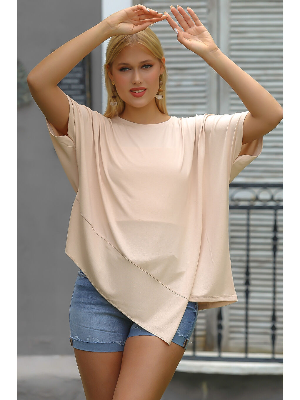 Pembe Somon Rengi Yuvarlak Yaka Yarasa Kol Örme Asimetrik Bluz