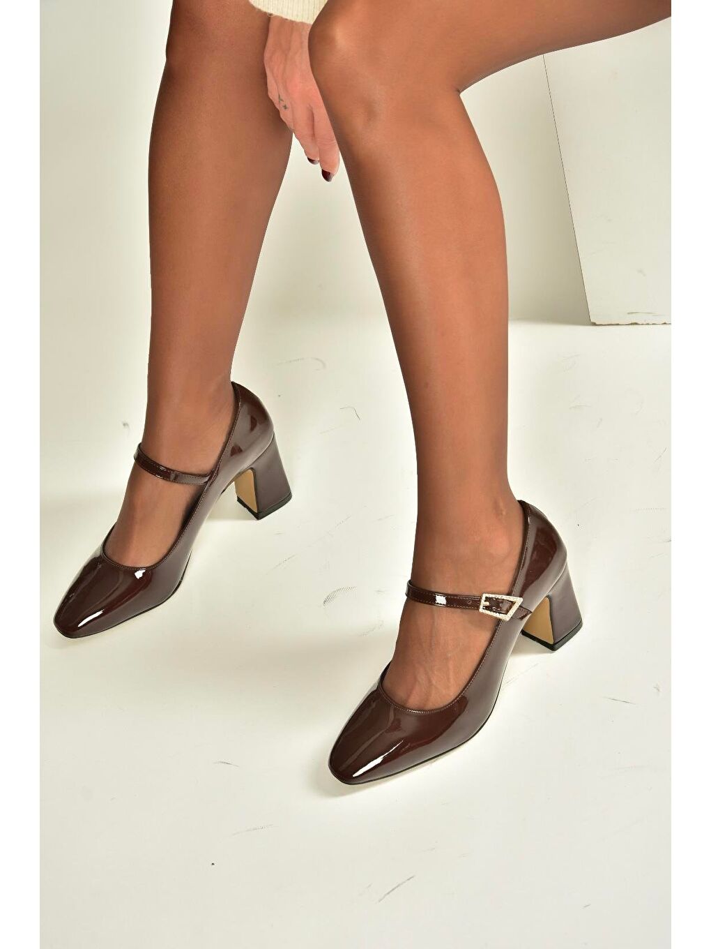 Kahverengi Kadın Topuklu Ayakkabı V250670708-2
