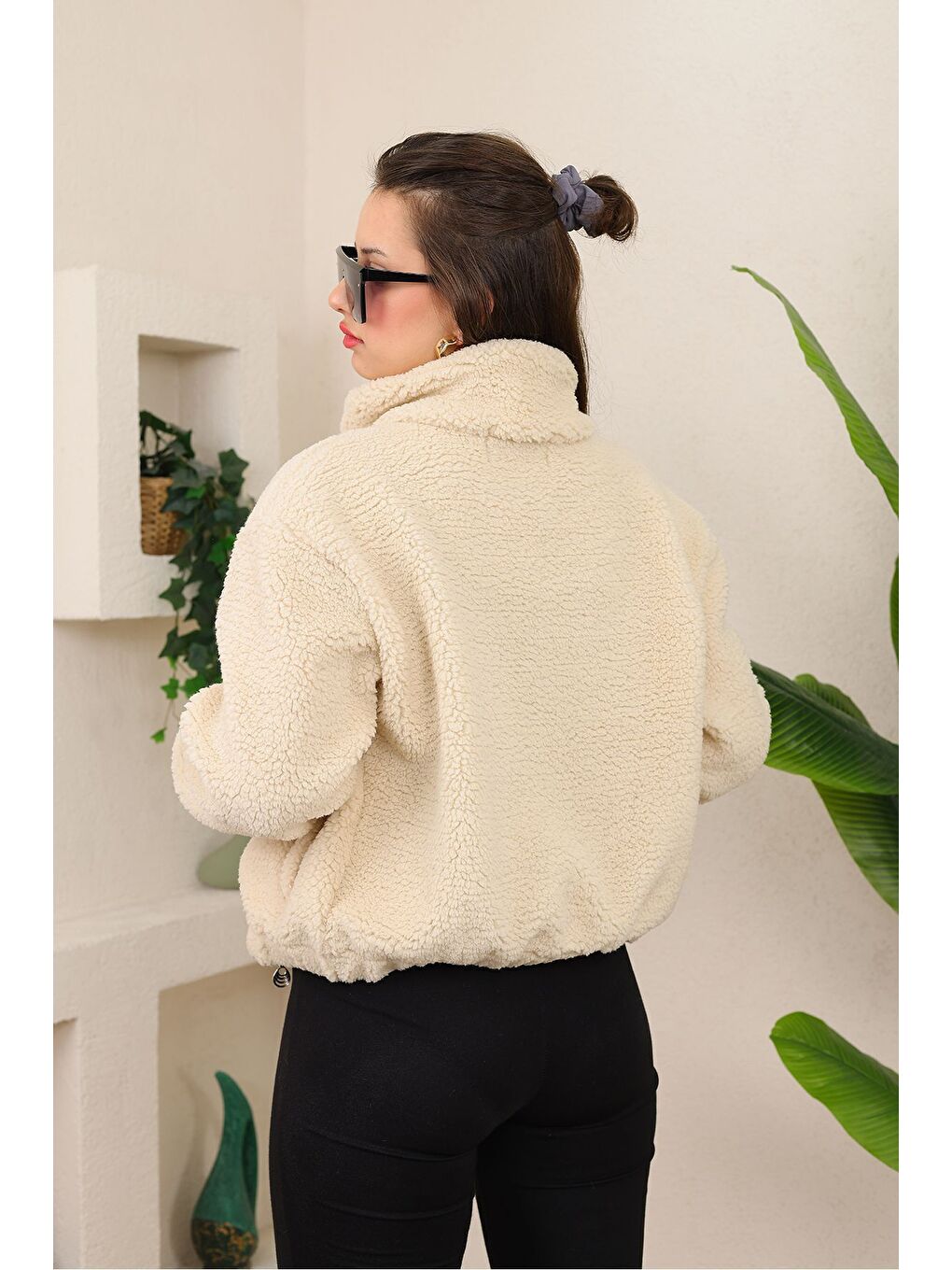 Ekru Kadın Bel Lastikli Pelüş Sweatshirt-2