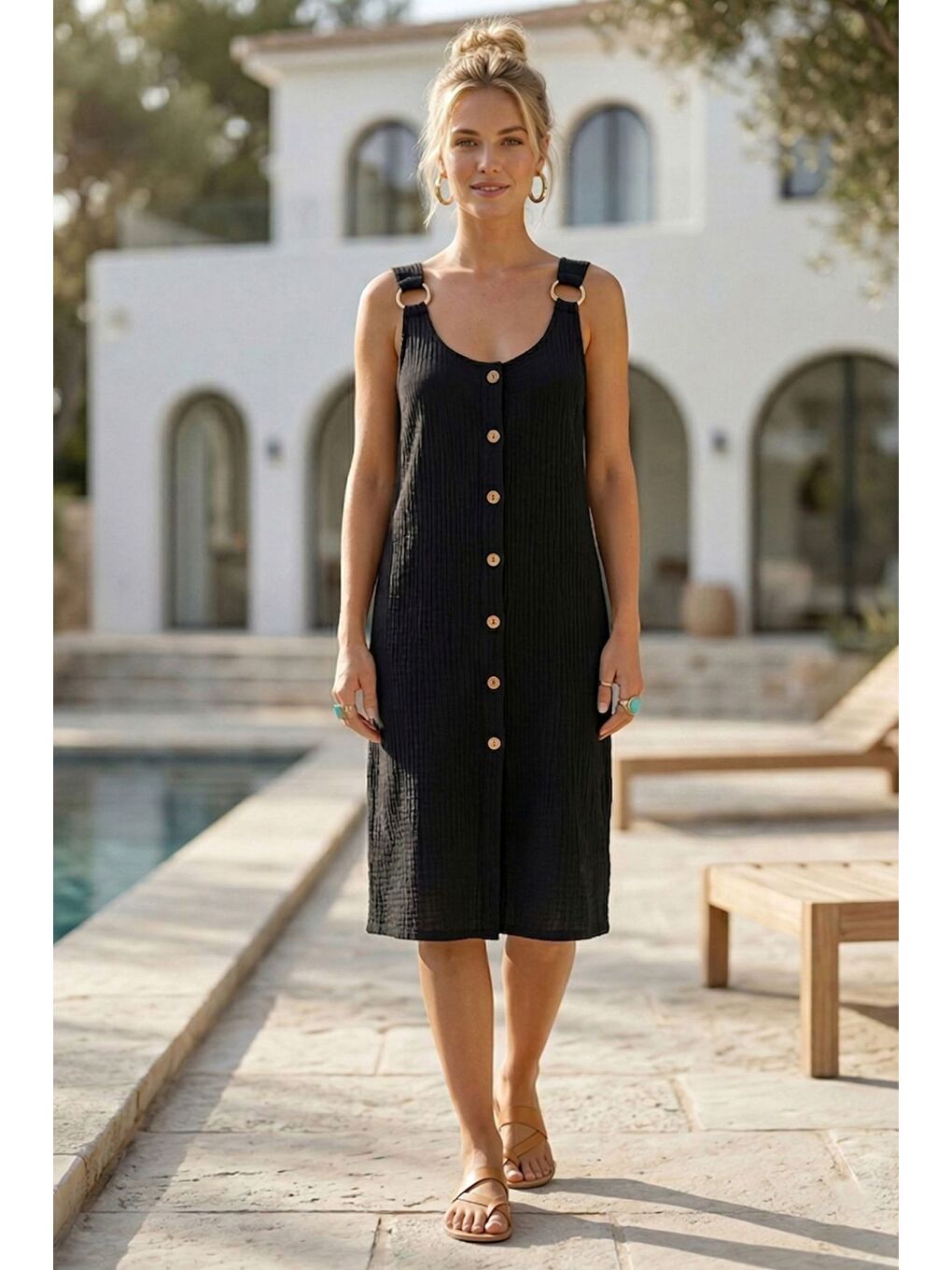 Siyah Askılı Düğmeli Cepsiz Metal Halkalı Casual Müslin Dokuma Elbise 102 55-1